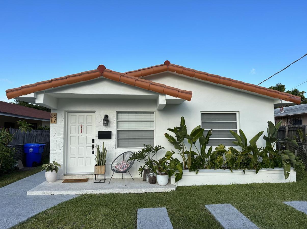 Miami'S Cozy Tropical Getawayヴィラ エクステリア 写真
